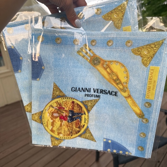 Vintage 90’s Versace Jeans Blue Jeans Promo Fragrance Perfume cotton bandana - Picture 8 of 8